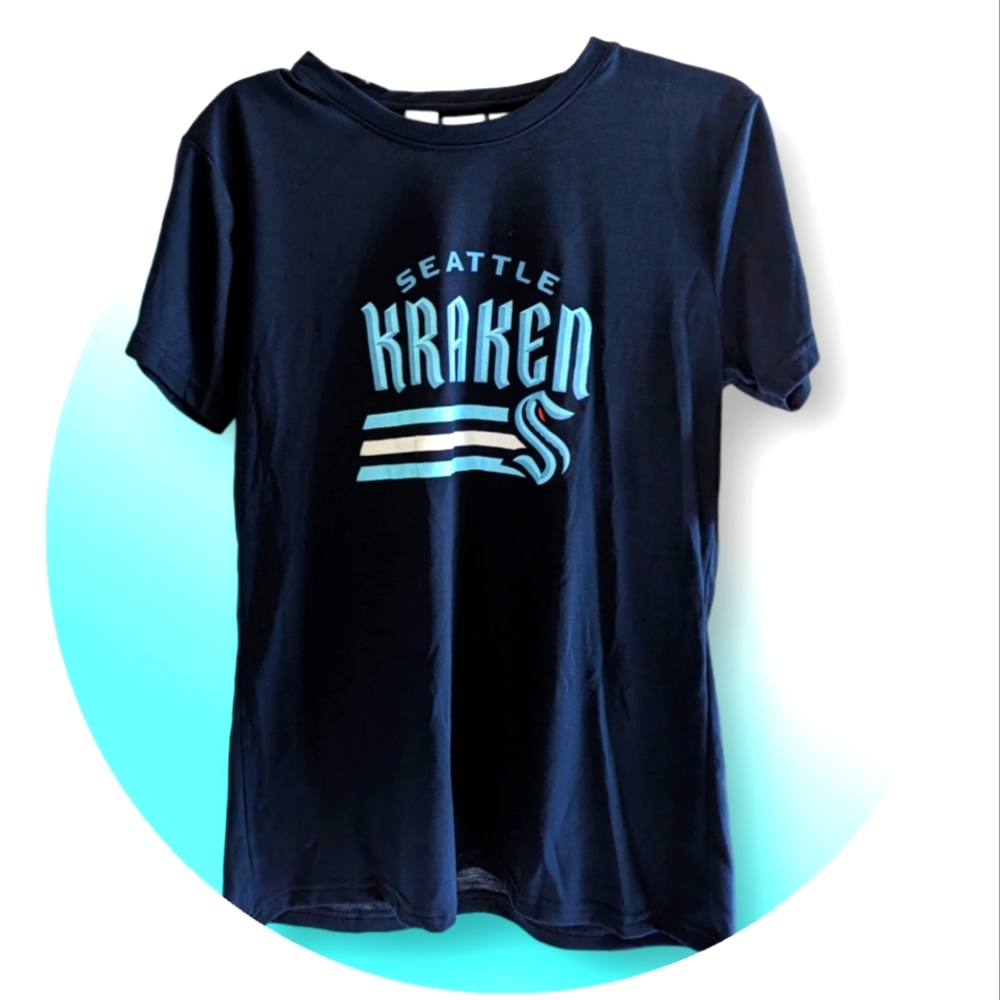 KRAKEN Short Sleeve Ladies Size Large NWT's Tee Shirt.